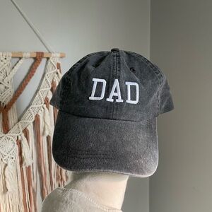 Black 'DAD' Baseball Cap